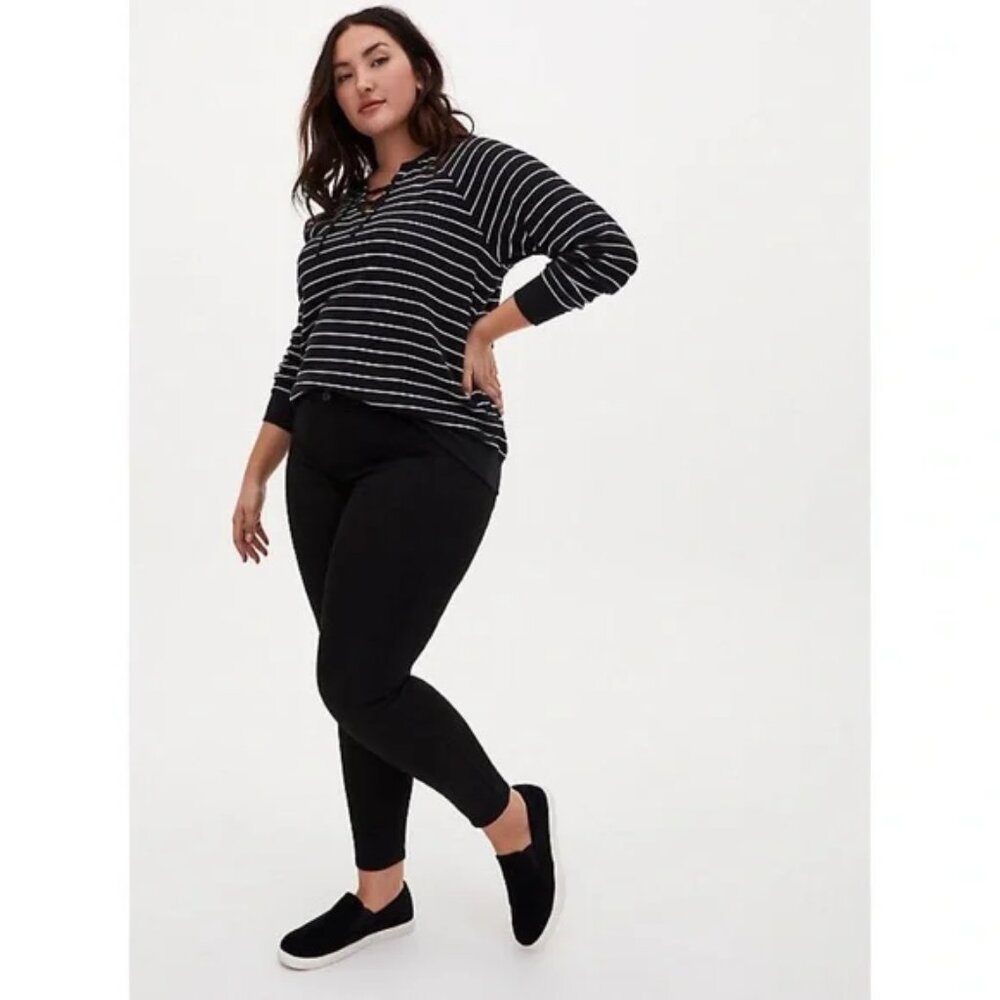 Torrid Black Stripe Lace-Up Fleece Sweatshirt I Size 4